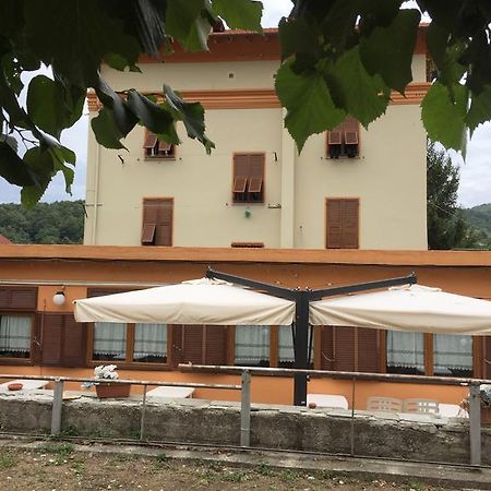 Albergo Chiara Savignone Dış mekan fotoğraf
