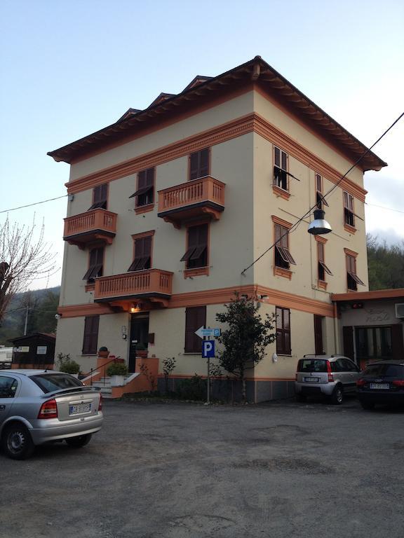 Albergo Chiara Savignone Dış mekan fotoğraf